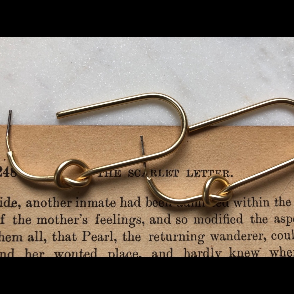 Knotted U Shaped Hoop Earrings - Picture 2 of 6